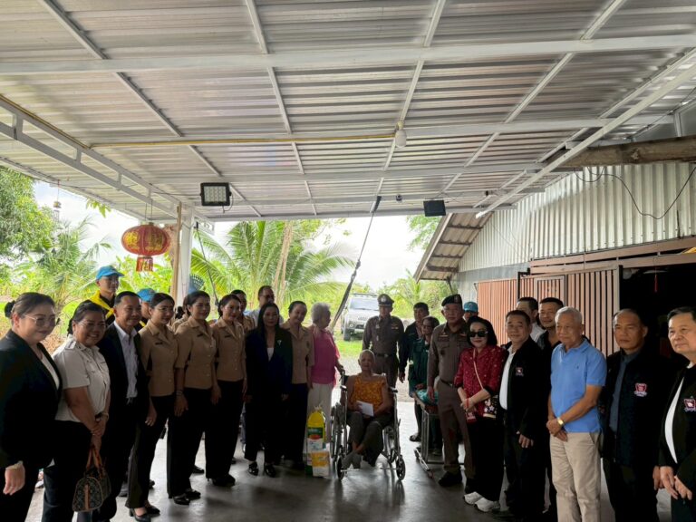ตรวจเยี่ยมลงพื้นที่ช่วยเหลือประชาชนกลุ่มเปราะบางในพื้นที่ สน.นิมิตรใหม่